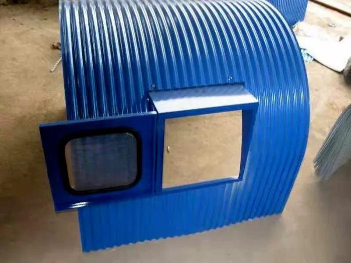 彩鋼觀察門(mén)防雨罩-電機(jī)防雨罩